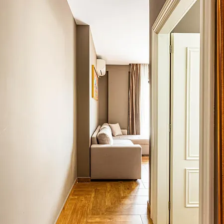 Brownie Luxury 1 With Balcony Full Kitchen 3 Min To Apartment *